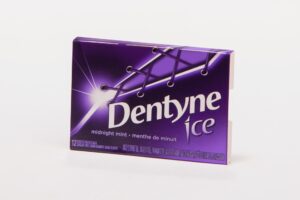 Dentyne Package